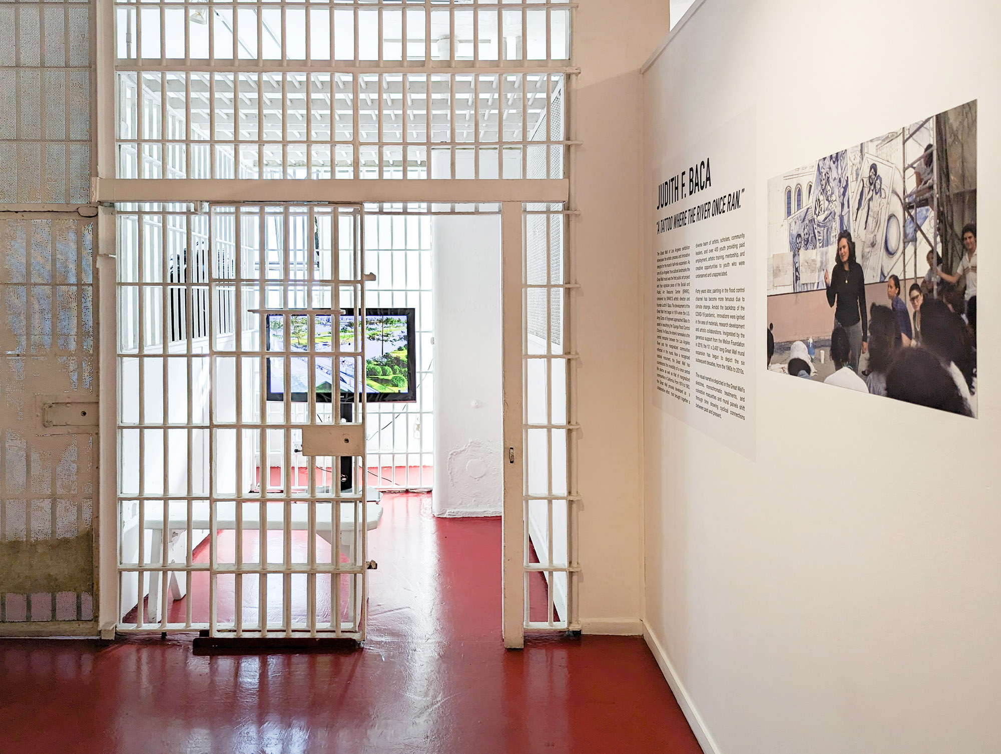 Great-wall-los-angeles-duron-gallery_sparc-20237